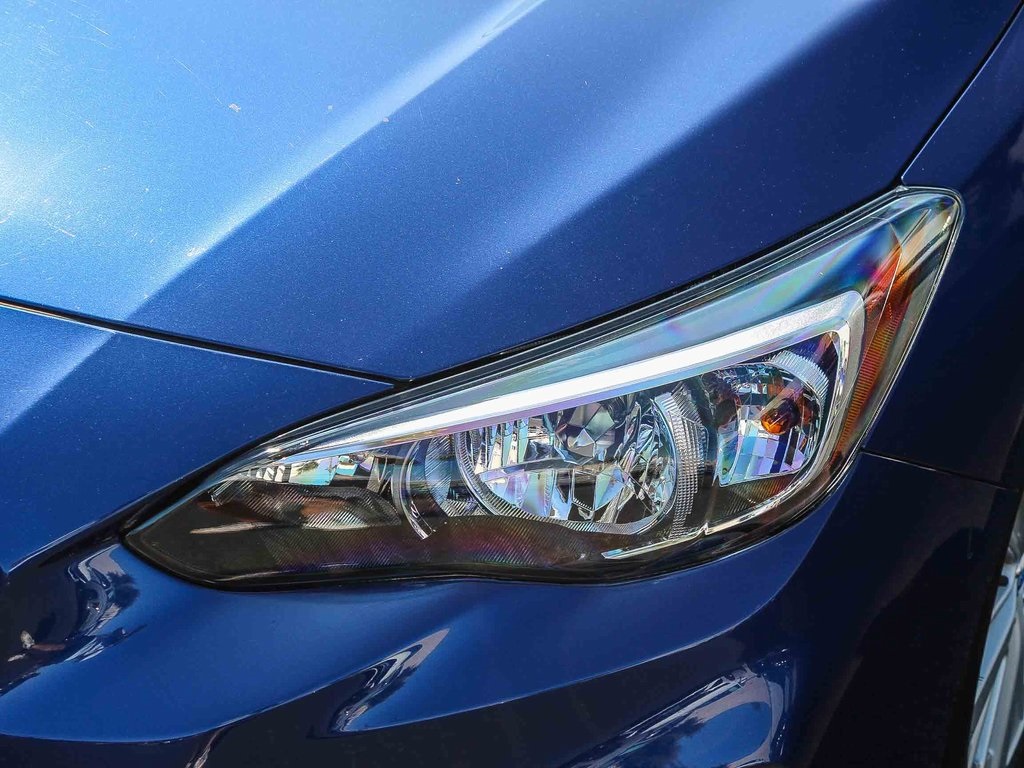 2017 Subaru Impreza 2.0i Premium photo 4