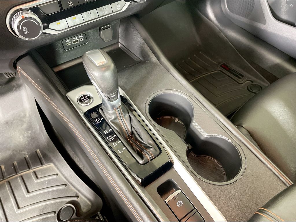 2022 Nissan Altima 2.5 SR photo 16