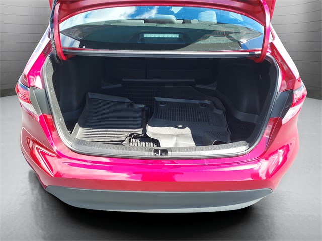 2024 Toyota Corolla LE photo 21