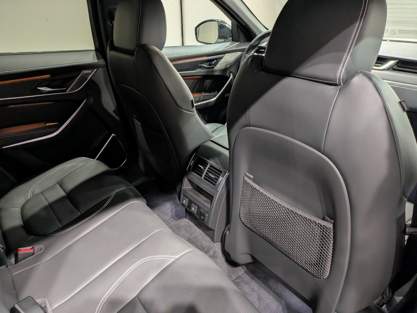 2026 Jaguar F-PACE P250 R-Dynamic S photo 20