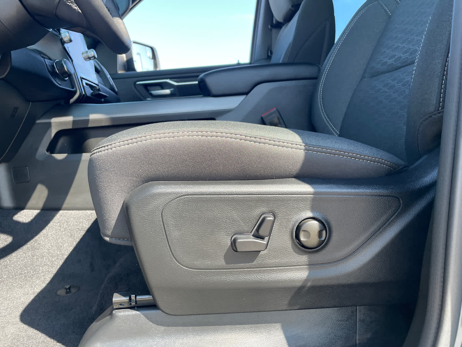 2025 Ram 1500 Big Horn photo 18