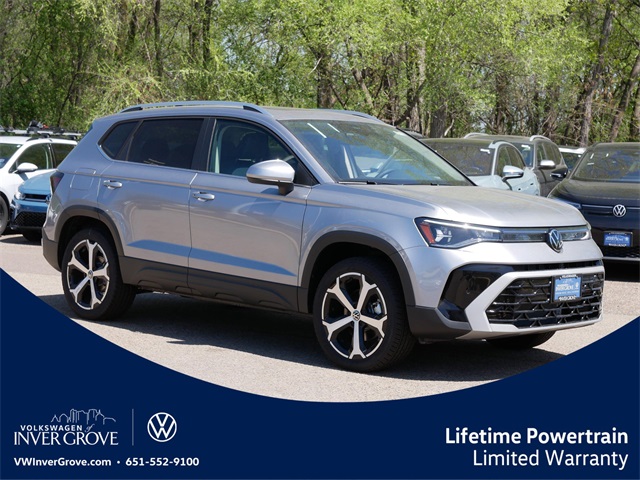 2025 Volkswagen Taos SEL's photo