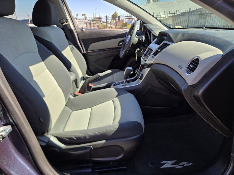 2016 Chevrolet Cruze LS photo 11