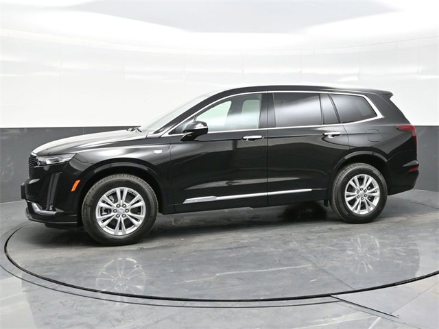 2025 Cadillac XT6 Luxury photo 3