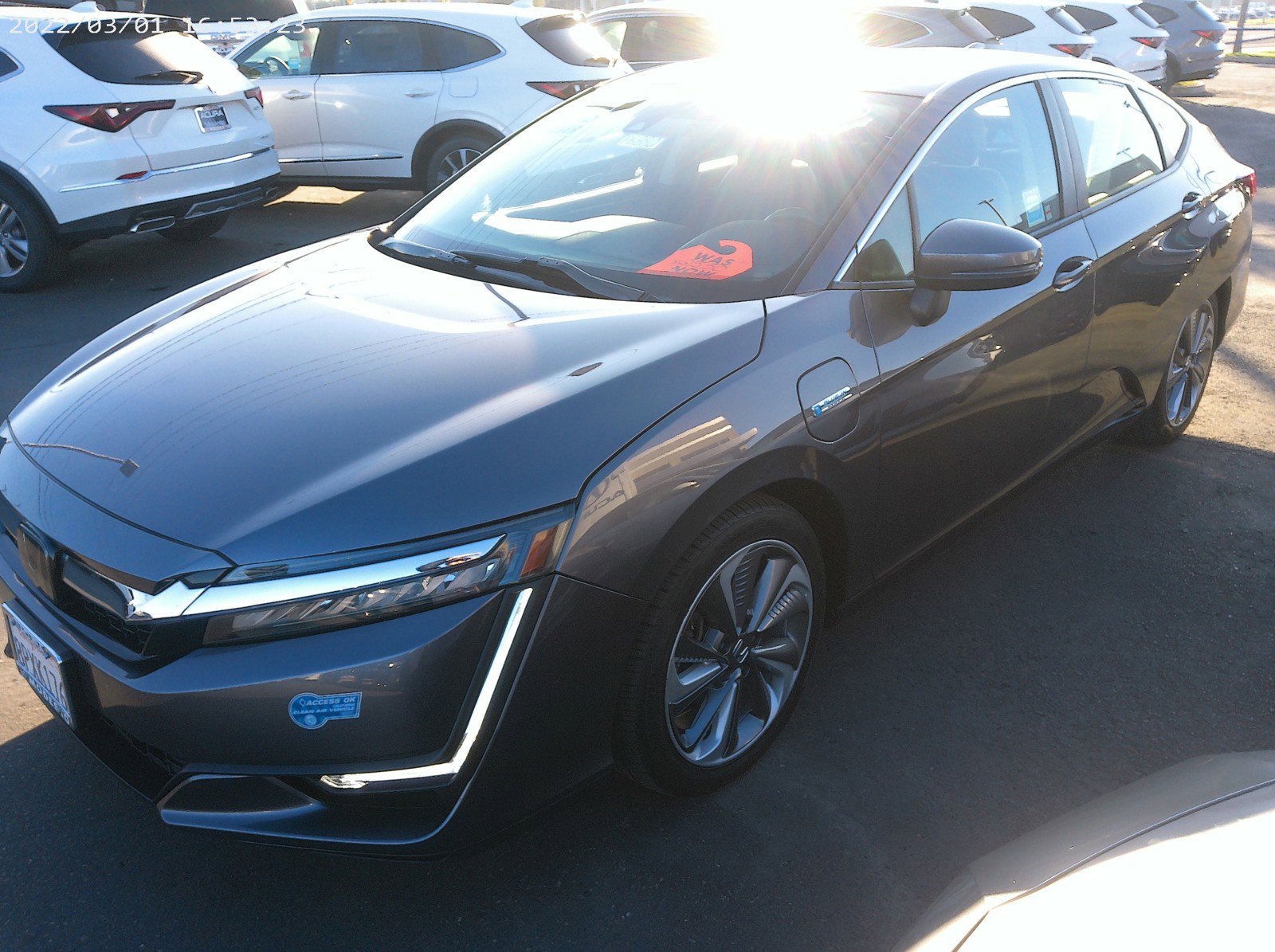 2019 Honda Clarity Plug-In Hybrid Touring photo 3