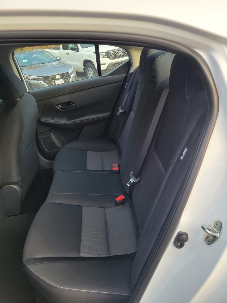 2025 Nissan Sentra SV photo 20