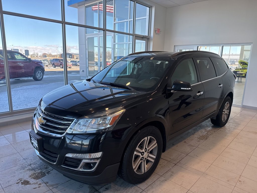 Used 2017 Chevrolet Traverse 1LT with VIN 1GNKVGKD1HJ281113 for sale in Spring Valley, Minnesota