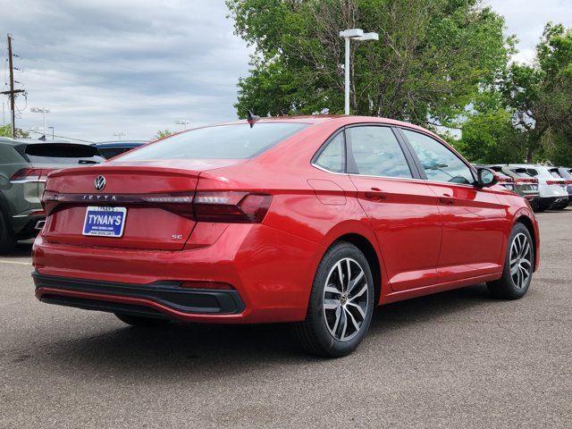 2025 Volkswagen Jetta SE photo 3