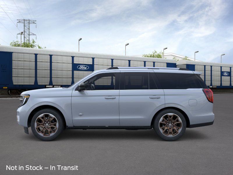 2025 Ford Expedition King Ranch photo 3
