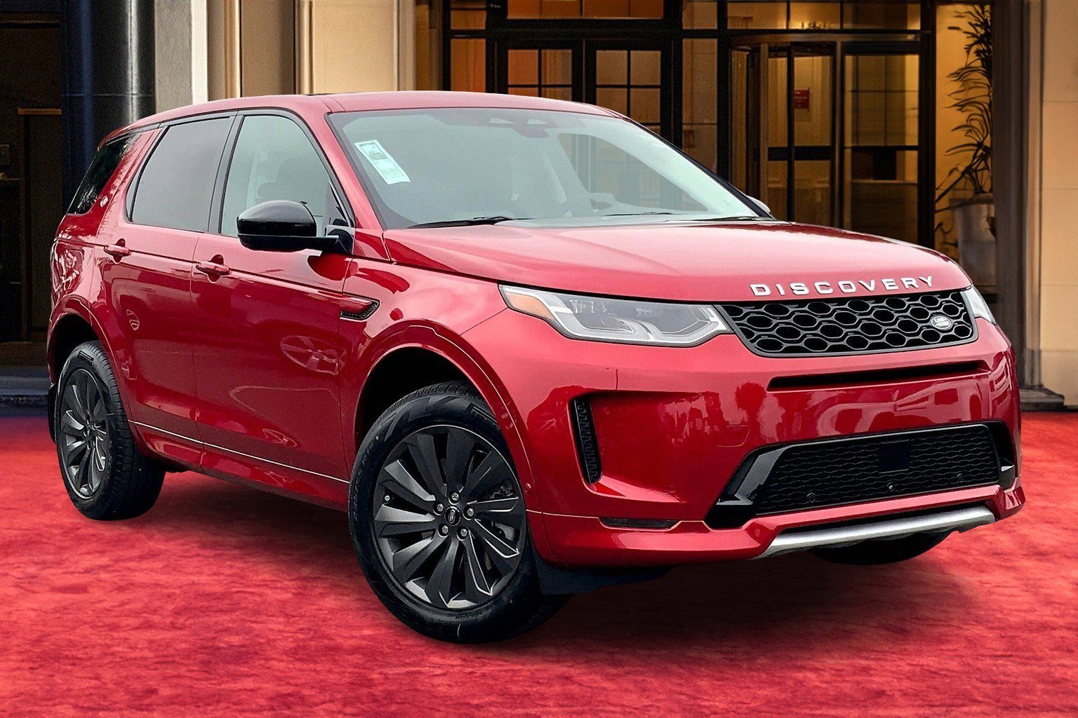 2025 Land Rover Discovery Sport S photo 2