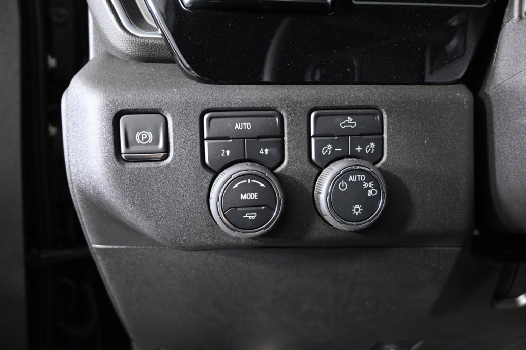 2025 Chevrolet Silverado 1500 LT photo 22