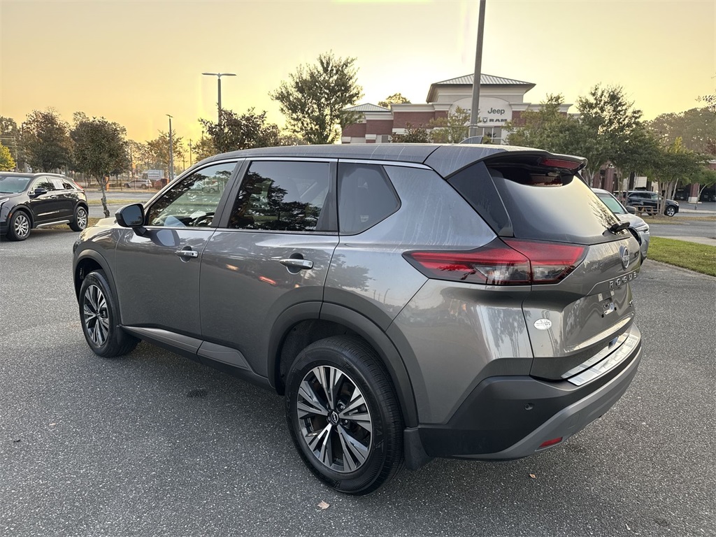2023 Nissan Rogue SV photo 4