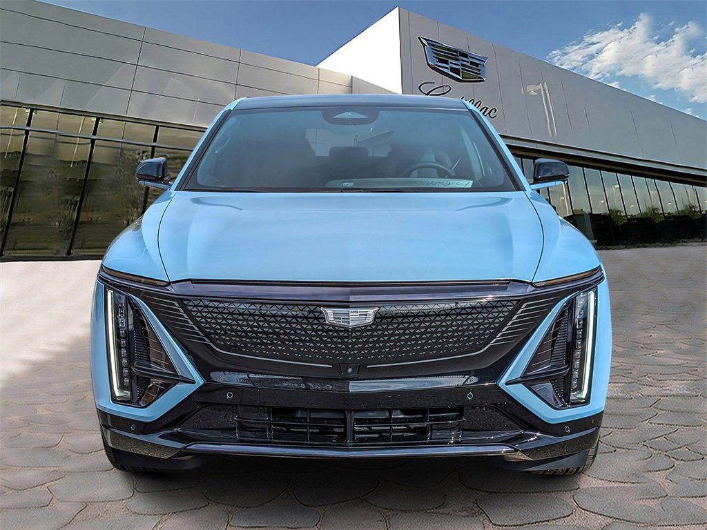 2026 Cadillac Lyriq Sport photo 4