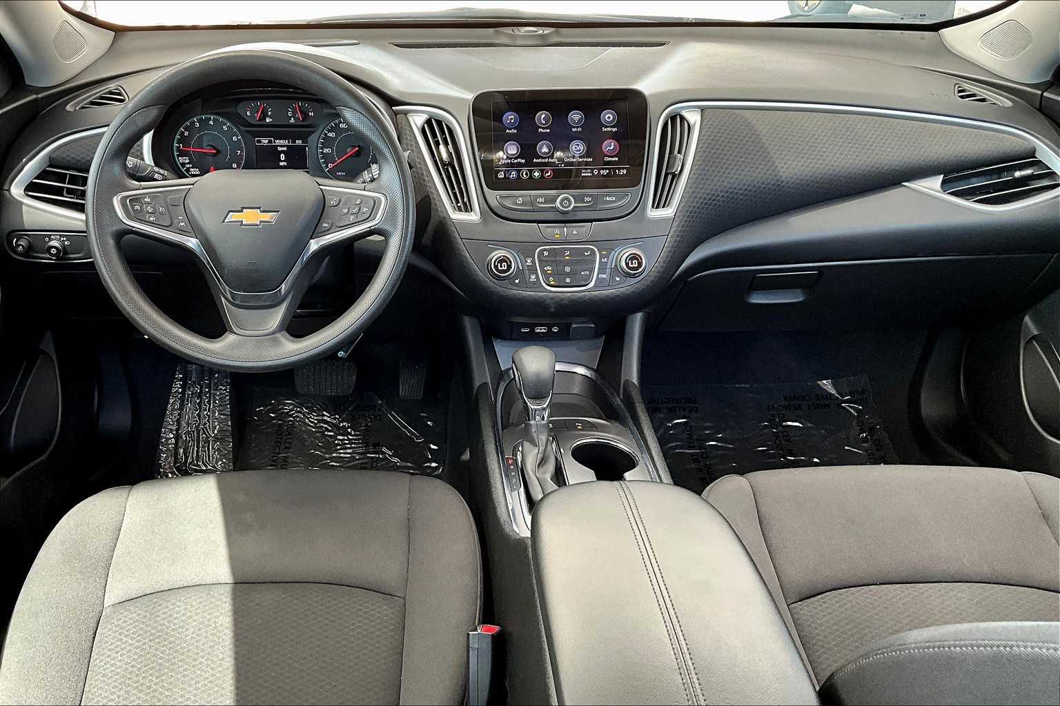 2023 Chevrolet Malibu 1LT photo 13