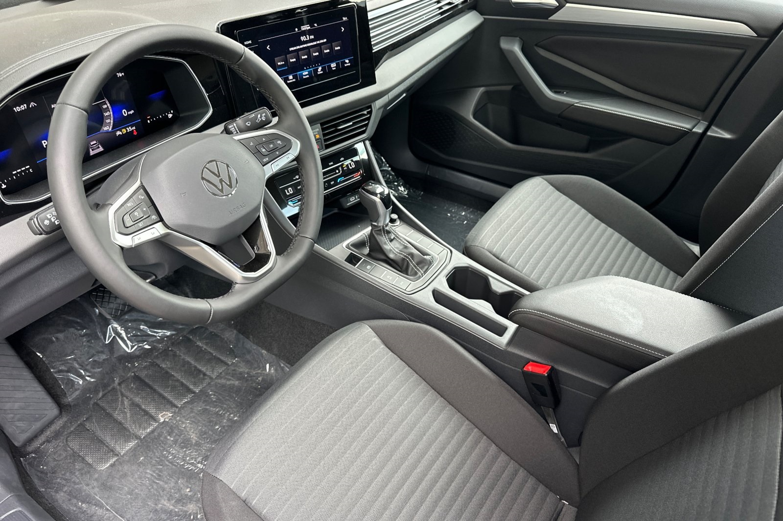 2025 Volkswagen Jetta 1.5T S photo 8