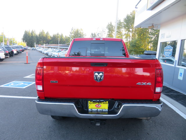 2016 Ram 1500 SLT photo 4