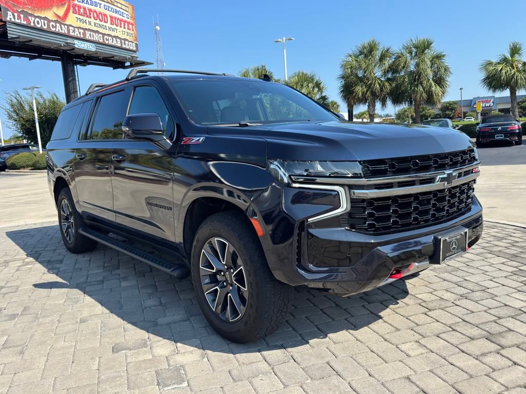 2021 Chevrolet Suburban Z71 photo 2