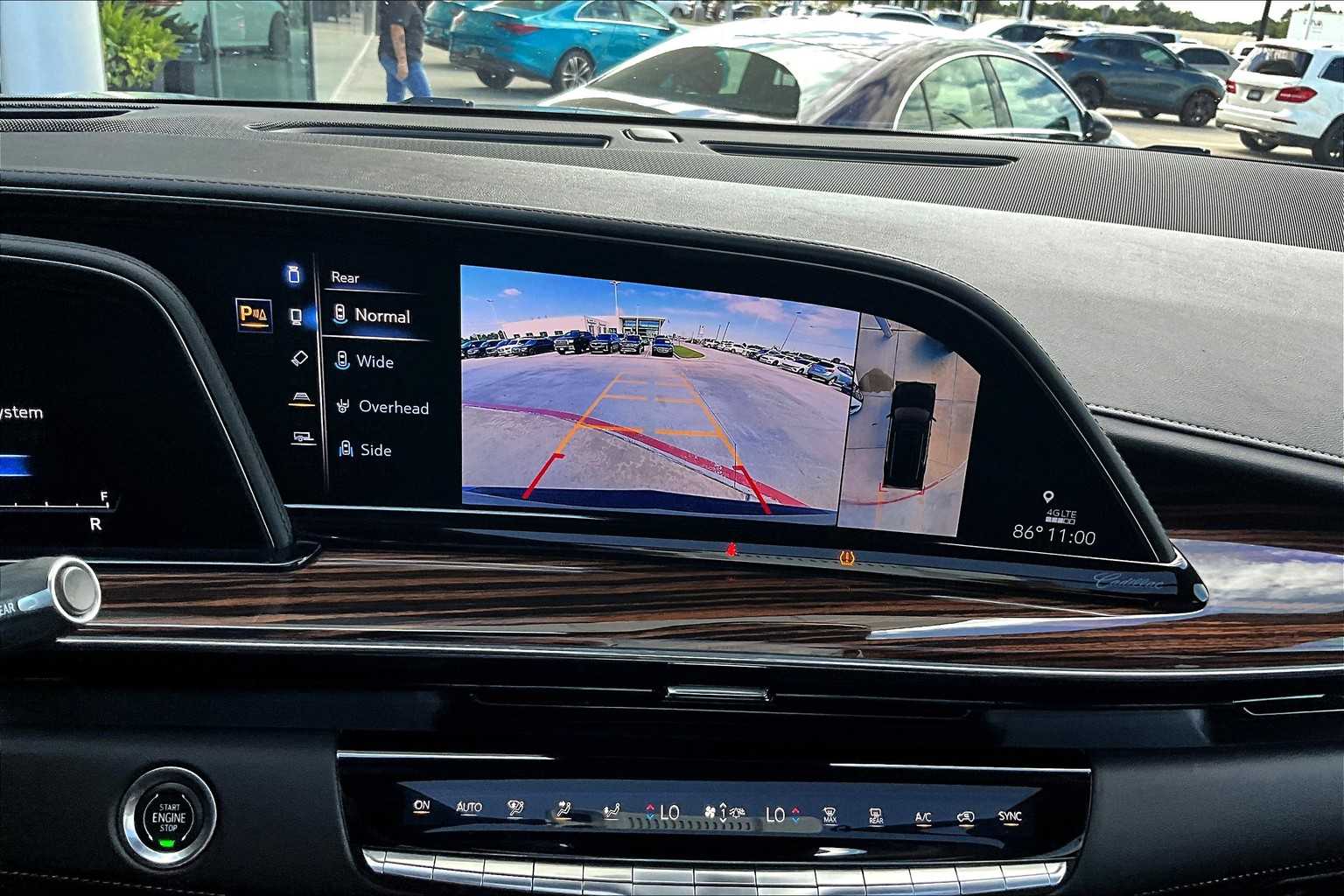 2021 Cadillac Escalade Premium Luxury photo 22
