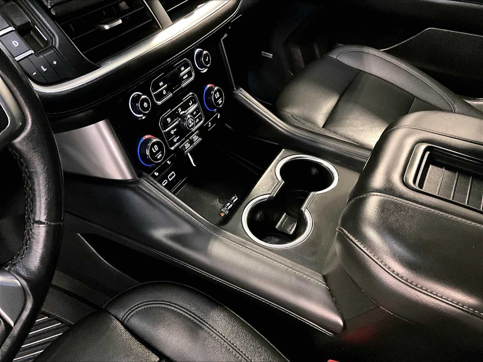 2022 Chevrolet Tahoe LT photo 21