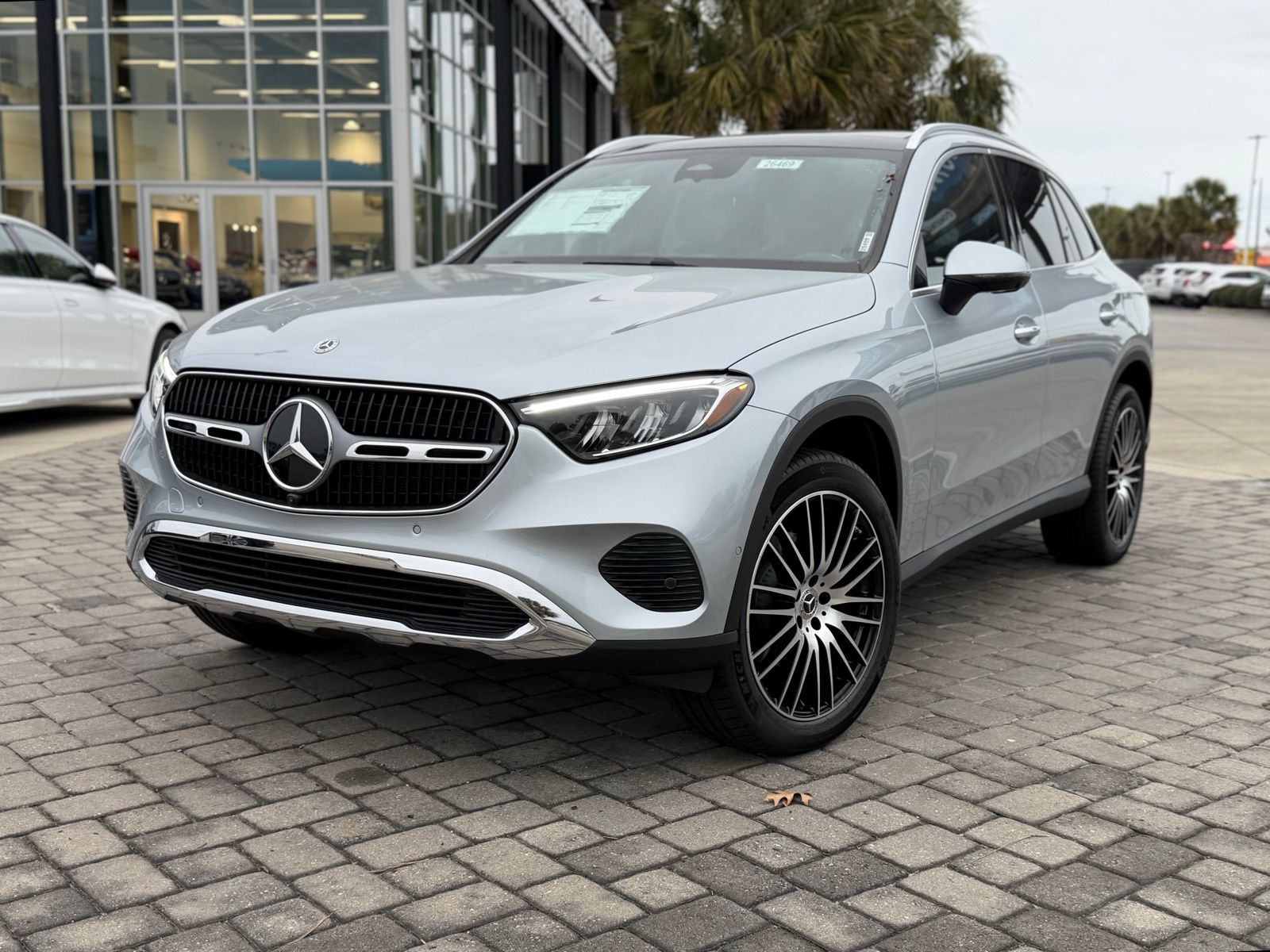 2026 Mercedes-Benz GLC Base's photo