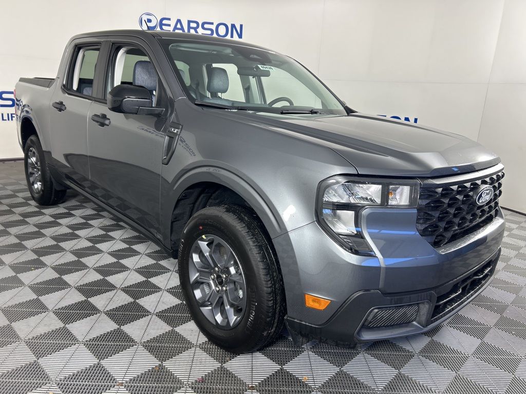 2025 Ford Maverick XLT photo 3