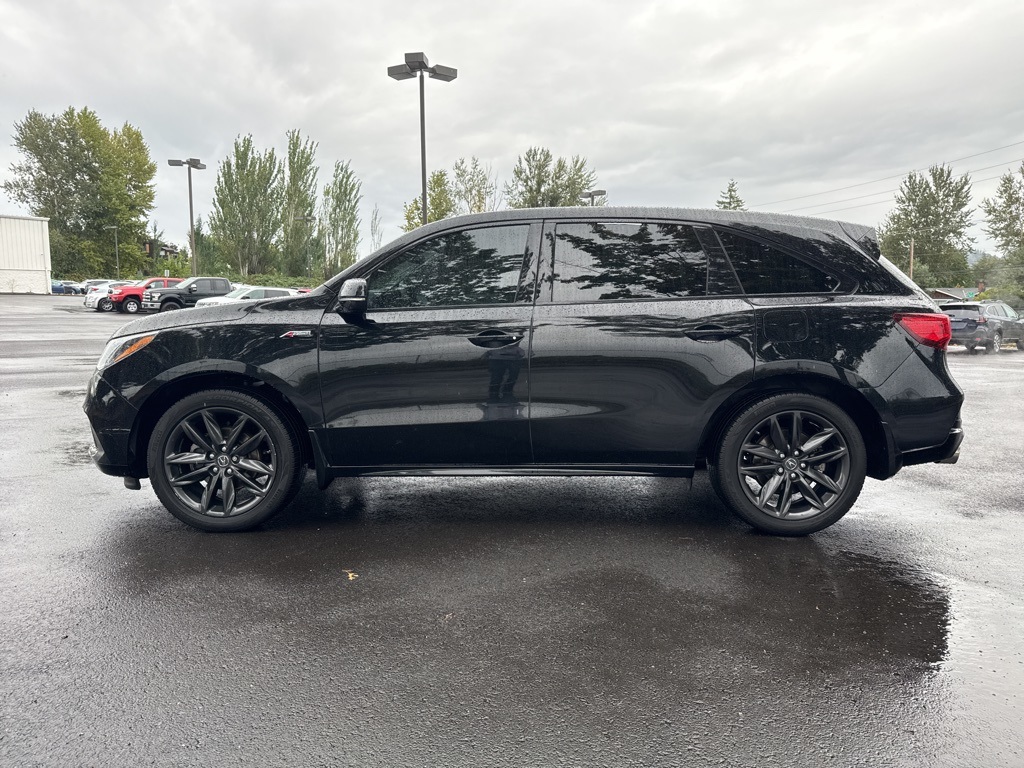 2020 Acura MDX Technology A-Spec photo 3