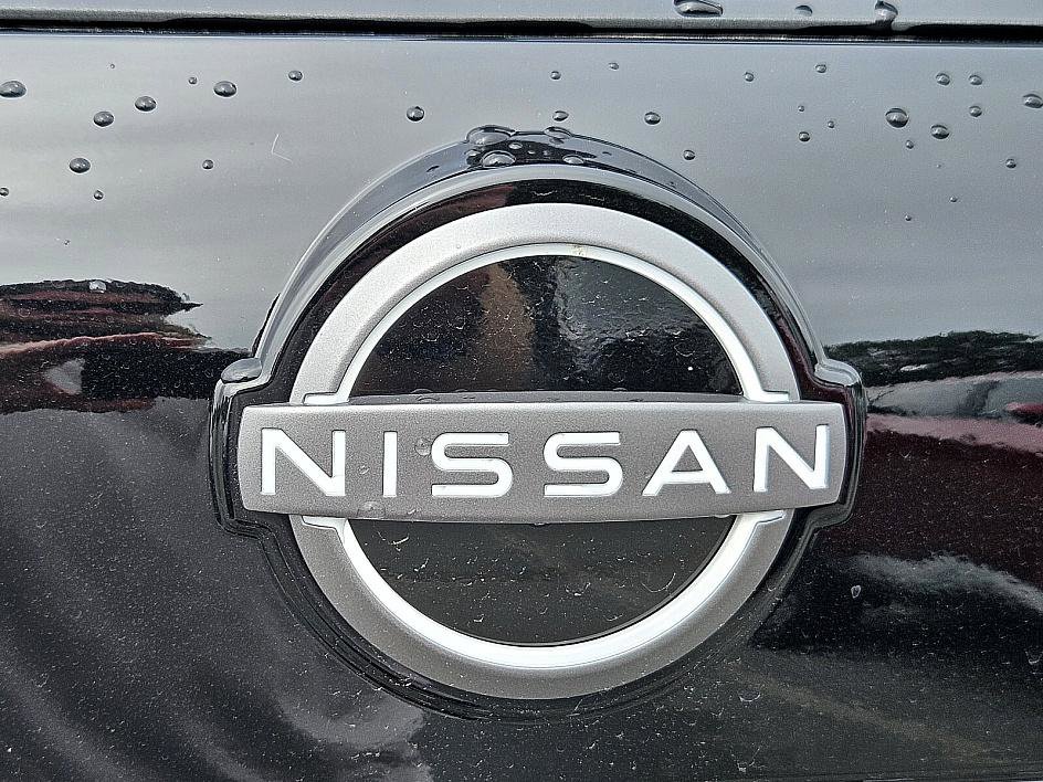 2026 Nissan Rogue SV photo 12