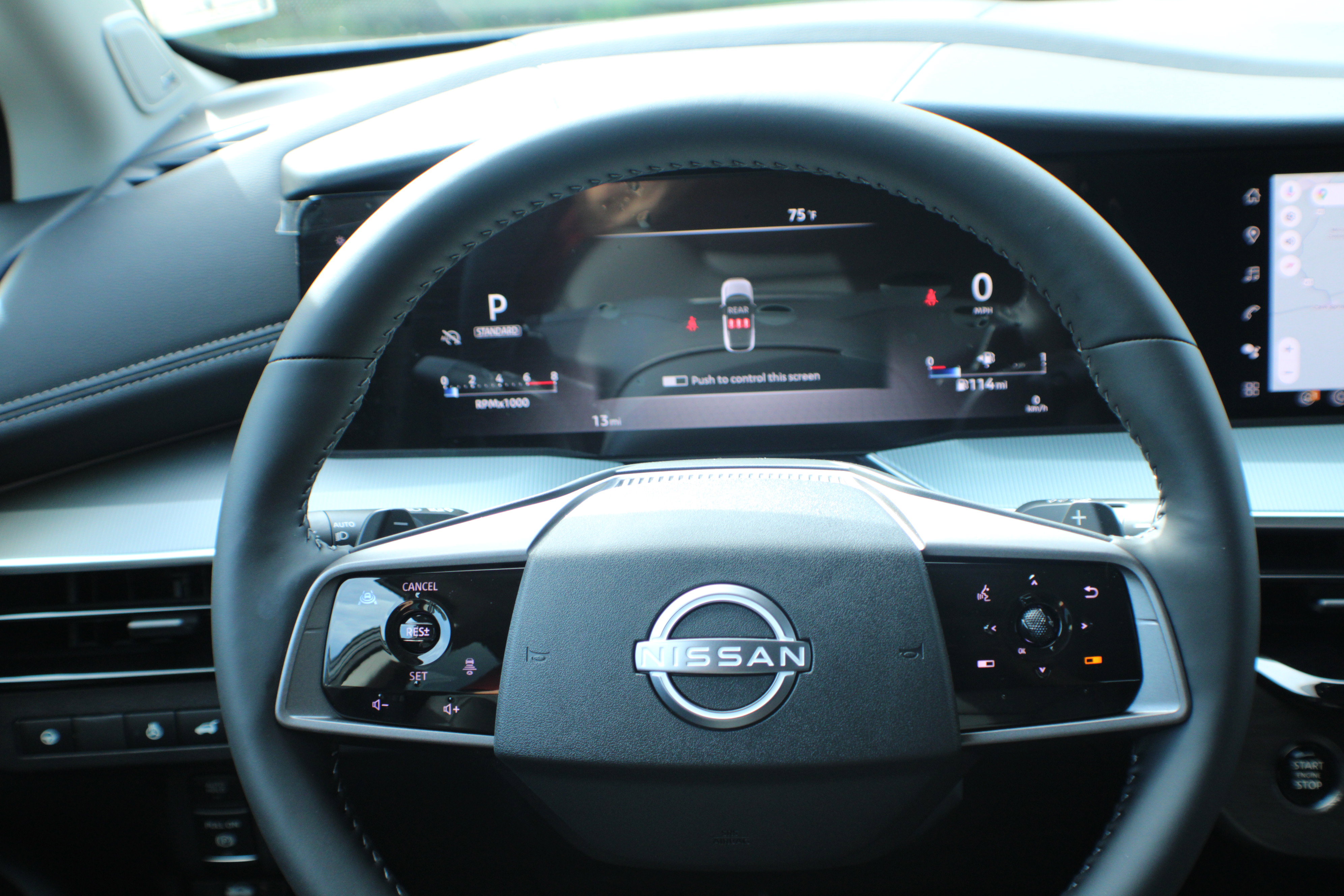 2025 Nissan Murano SL photo 8