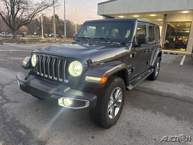 2022 Jeep Wrangler Unlimited Sahara's photo