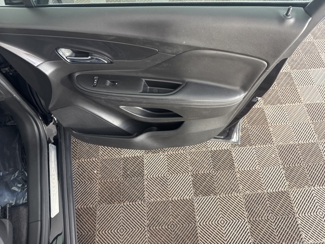 2020 Buick Encore Preferred photo 8