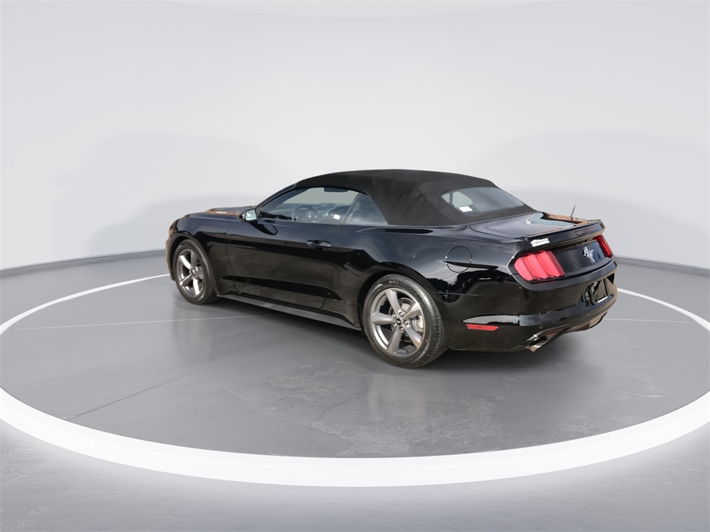 2015 Ford Mustang V6 Convertible photo 6