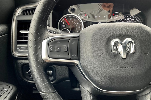 2025 Ram 1500 Tradesman photo 14