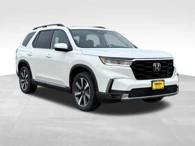 2025 Honda Pilot Touring's photo