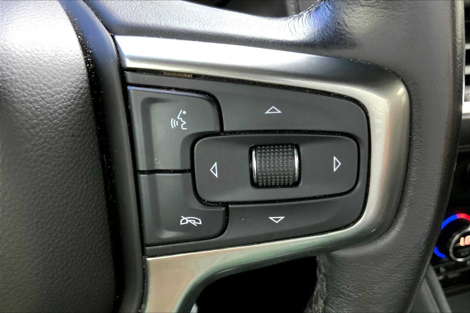 2021 Chevrolet Tahoe Z71 photo 21