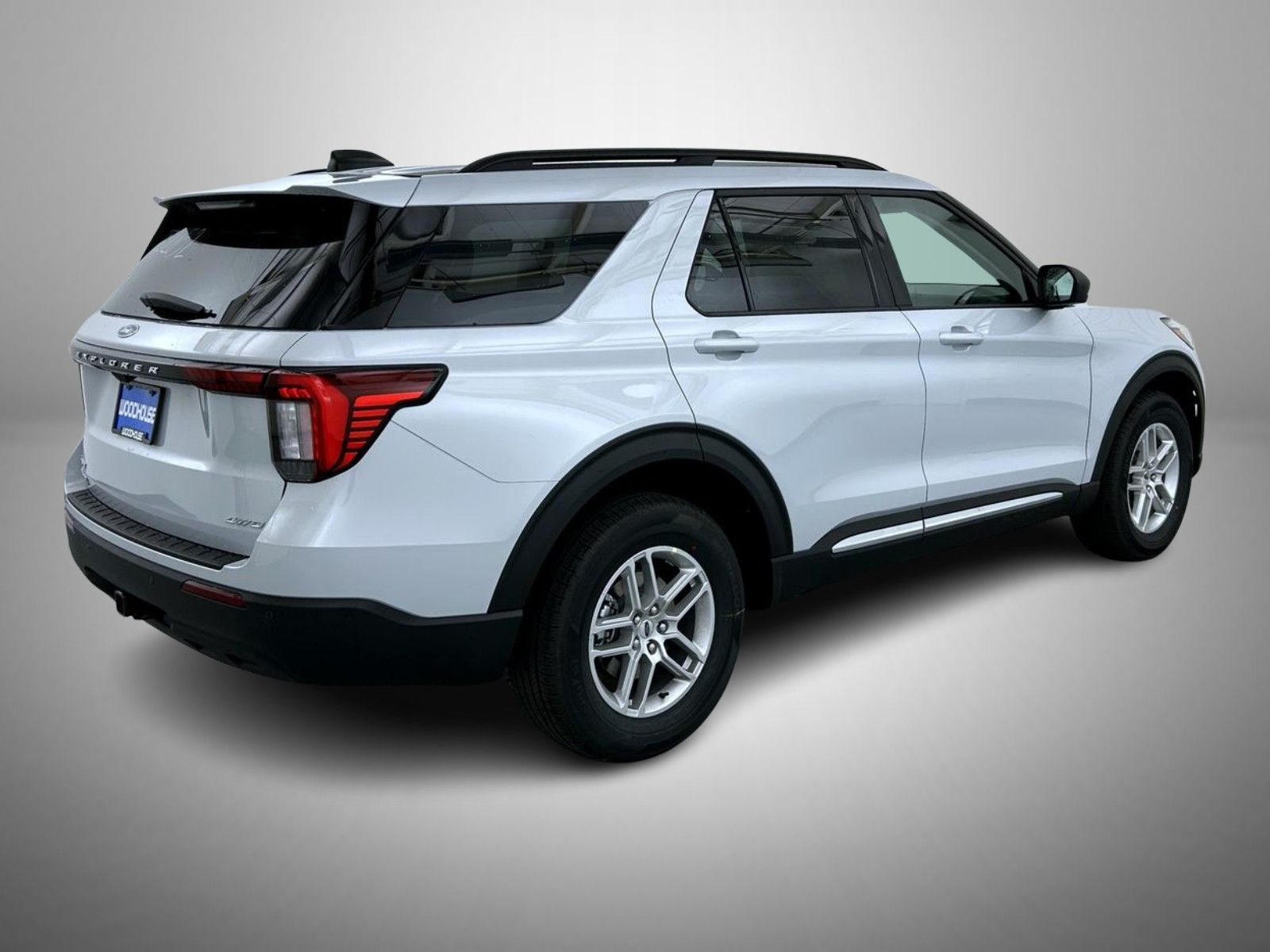 2025 Ford Explorer photo 5