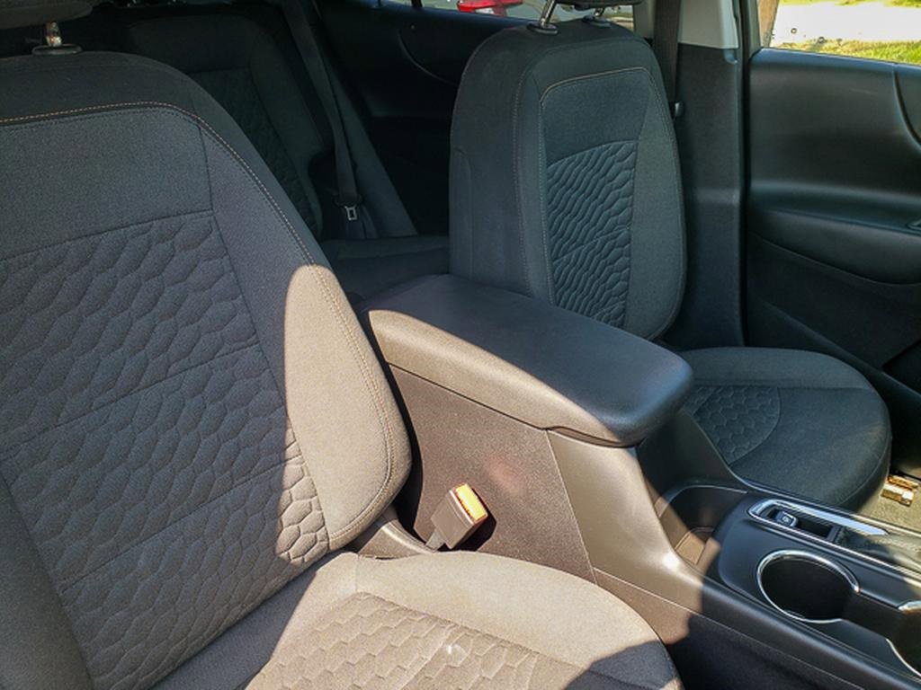 2018 Chevrolet Equinox LT photo 28