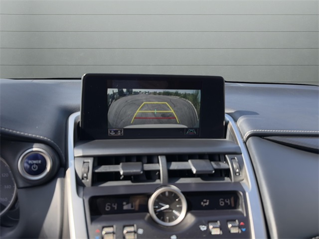 2020 Lexus NX 300h Premium photo 11
