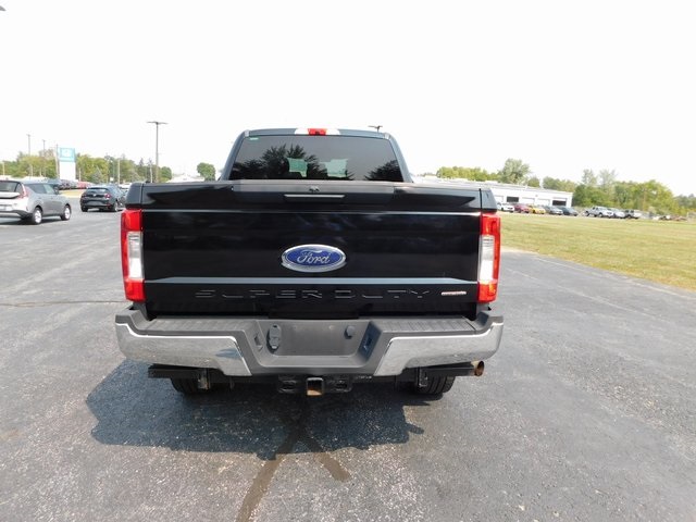 2017 Ford F-250 photo 4