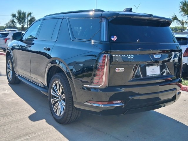 2026 Cadillac Escalade Sport photo 4