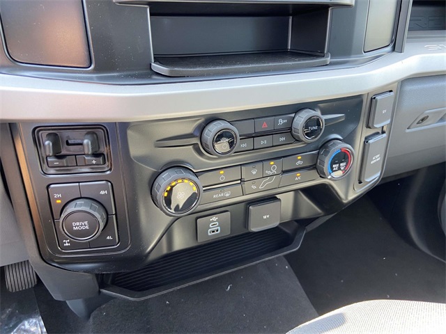 2026 Ford F-350 photo 17