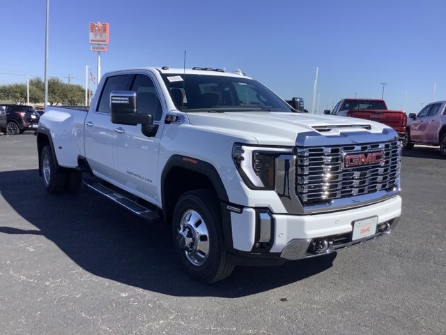 2026 GMC Sierra 3500HD Denali's photo
