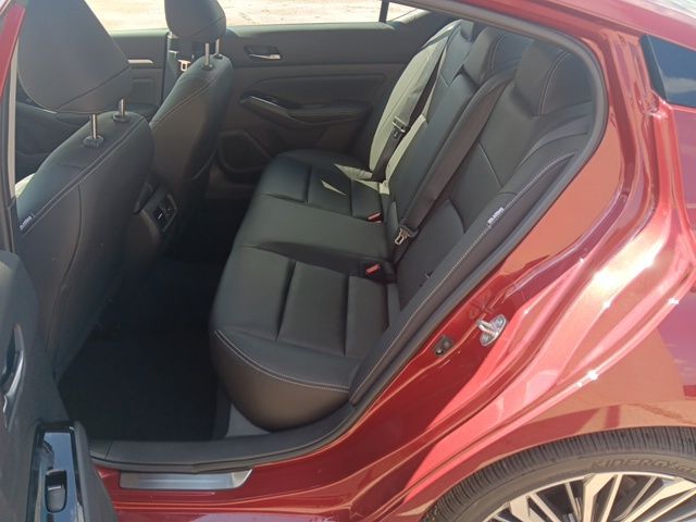2025 Nissan Altima 2.5 SL photo 23