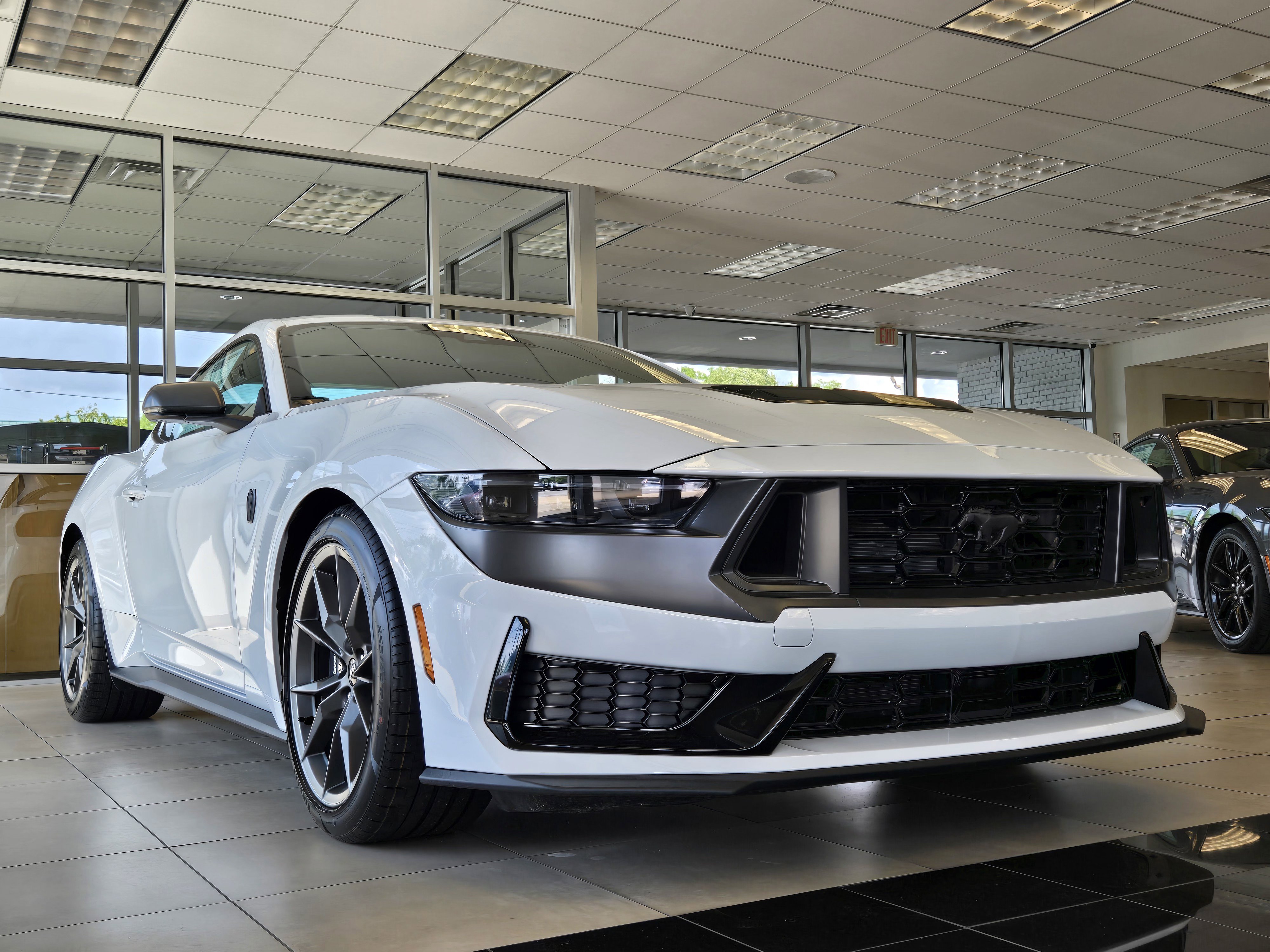 2025 Ford Mustang Dark Horse Premium photo 3