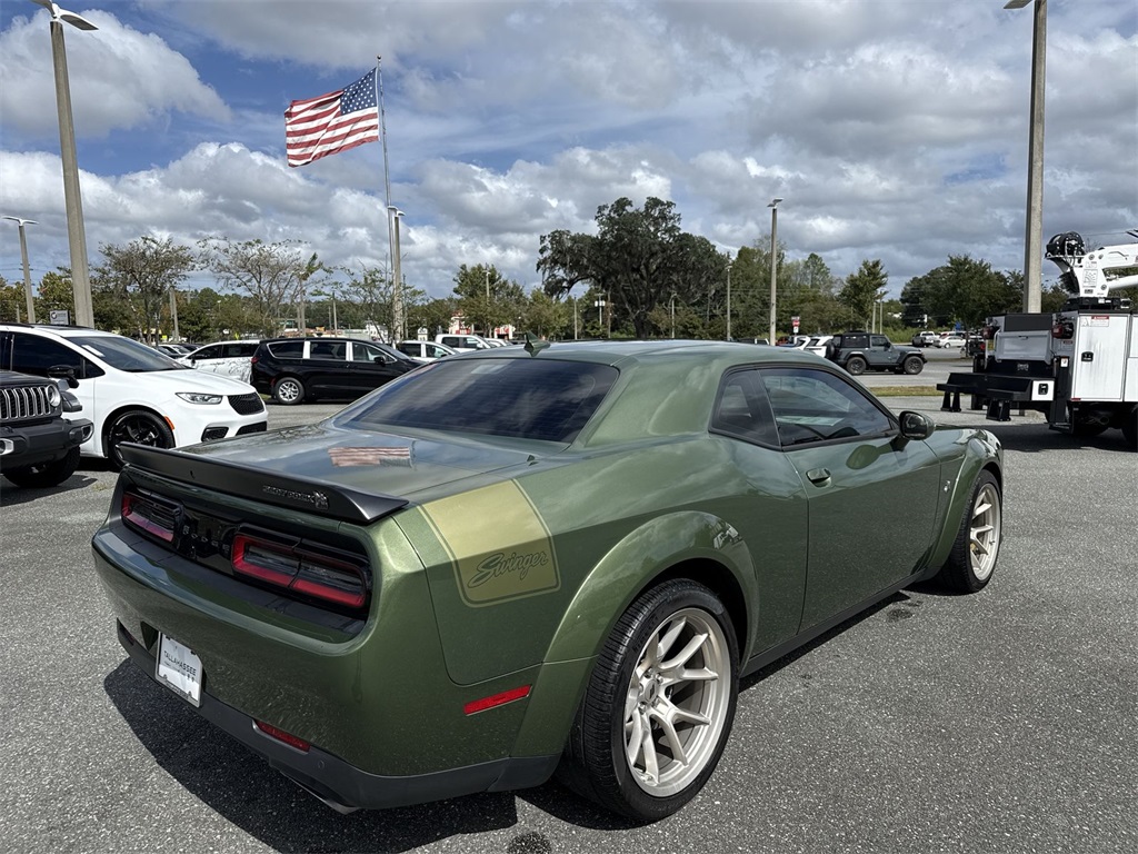 2023 Dodge Challenger R/T Scat Pack Widebody photo 3