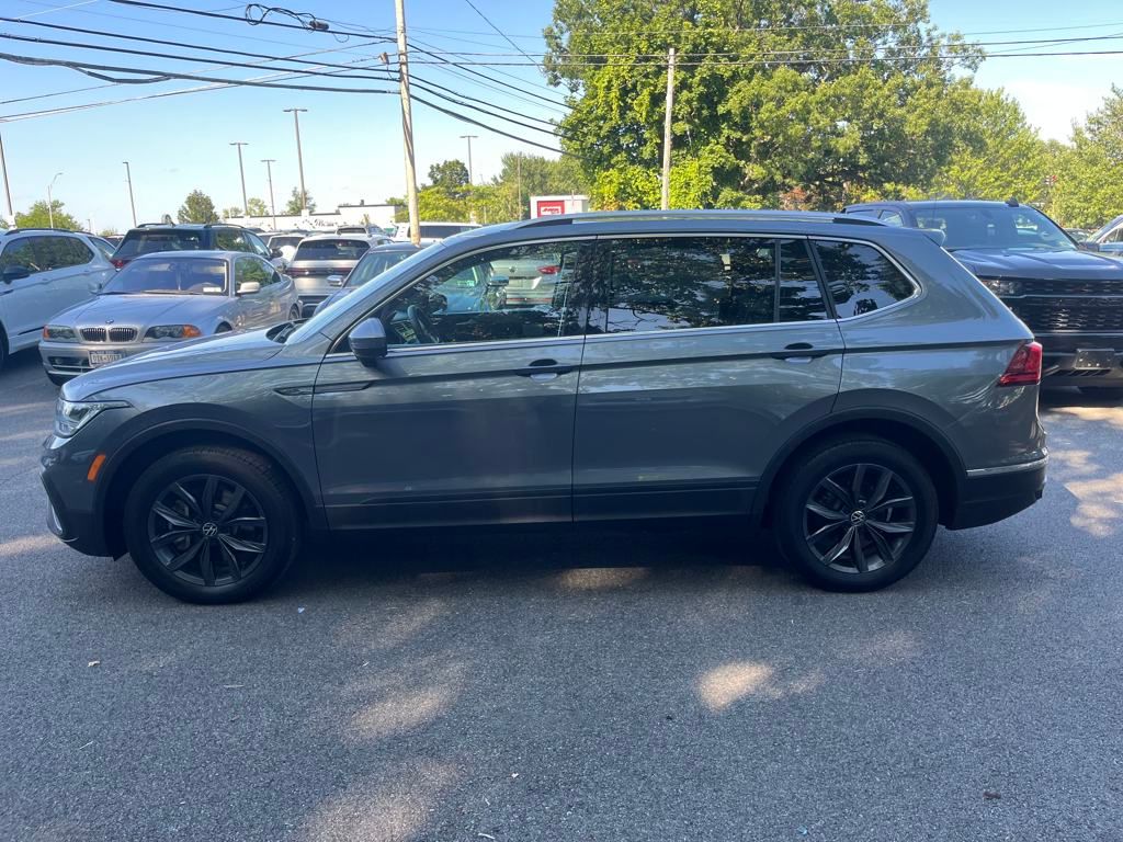2023 Volkswagen Tiguan SE photo 4