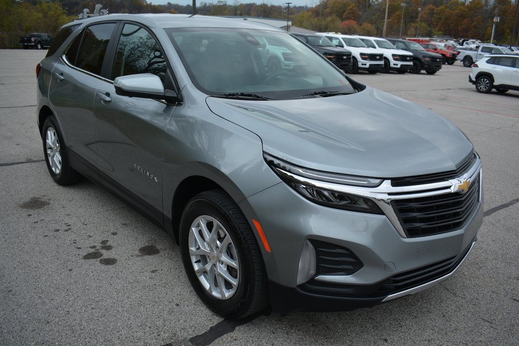 2024 Chevrolet Equinox LT photo 4