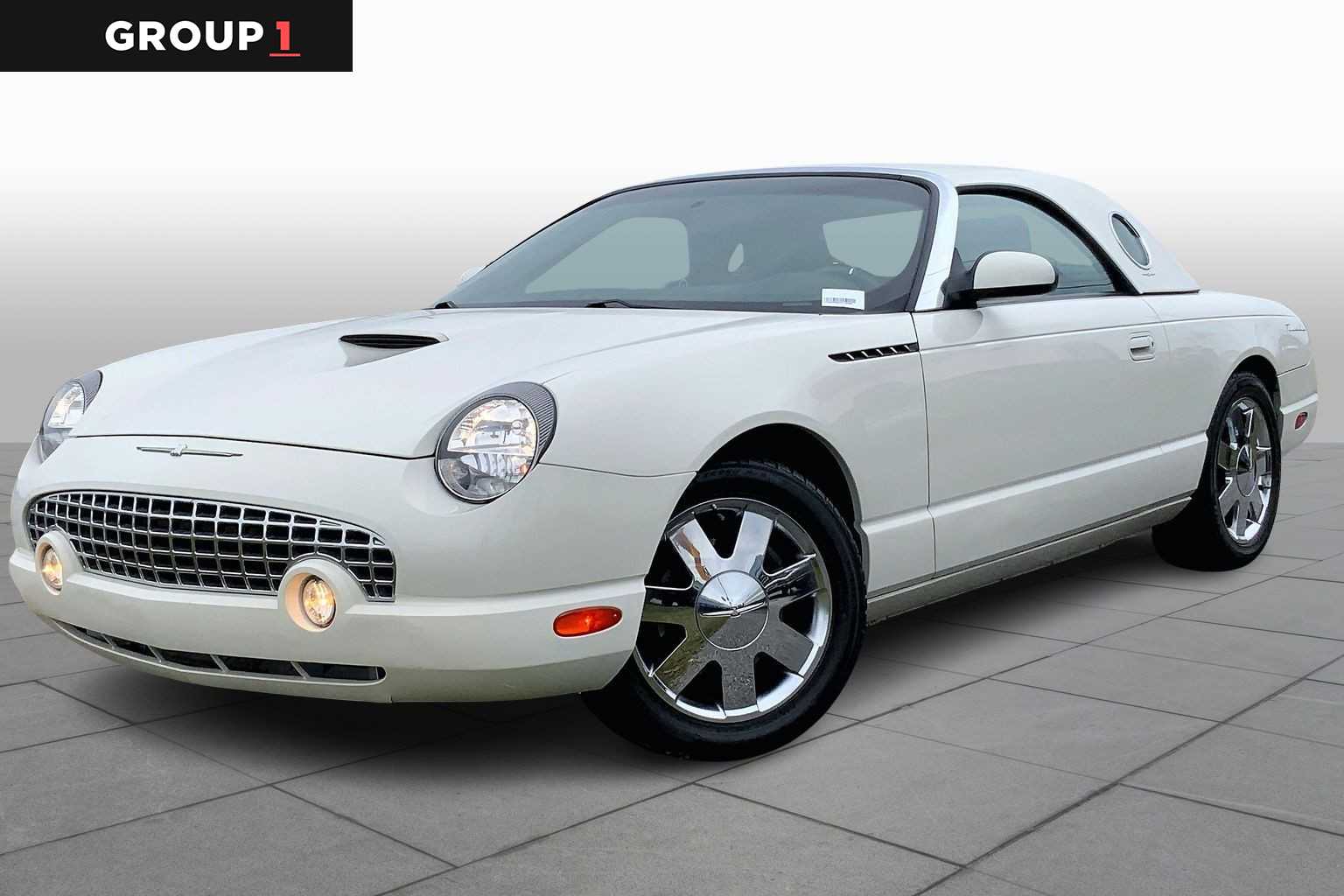 2002 Ford Thunderbird Premium's photo