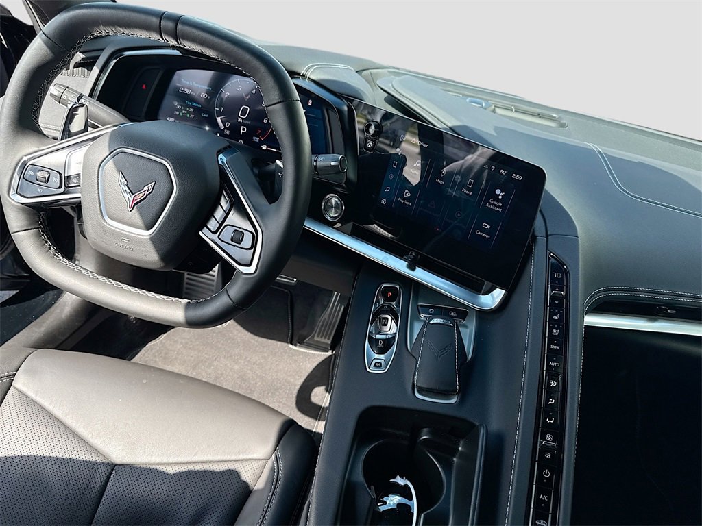2024 Chevrolet Corvette Stingray 2LT photo 21