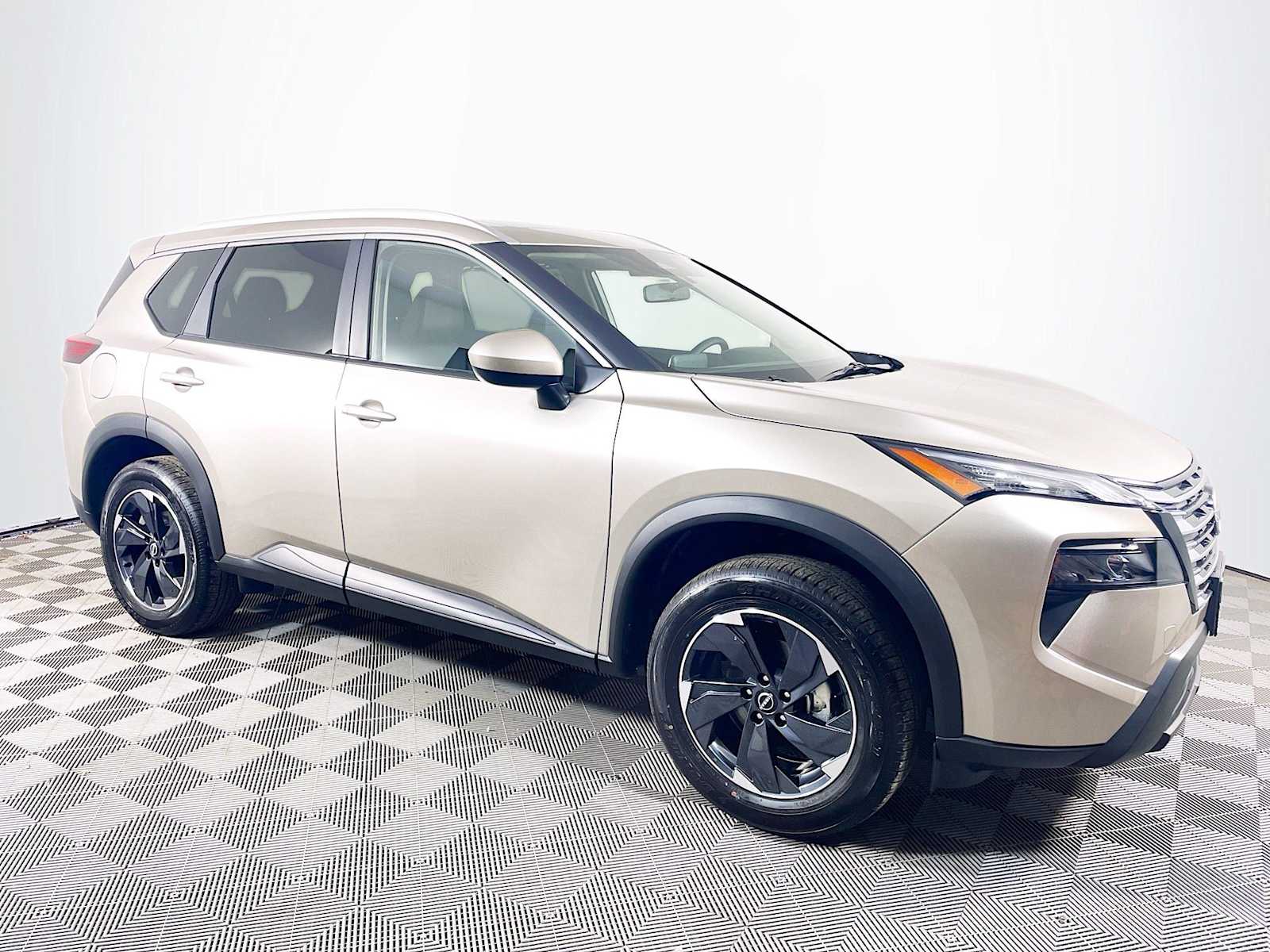 2026 Nissan Rogue SV photo 3