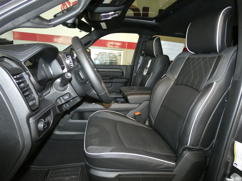 2026 Ram 3500 Limited photo 8